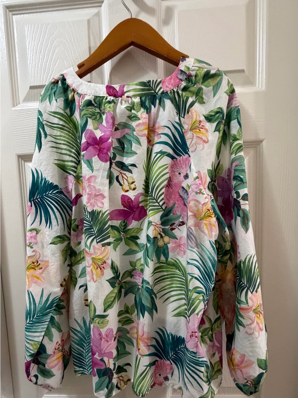 Tommy Bahama Tropical Bliss Peasant Top XL Cotton Silk Floral Parrot NWT - Picture 3 of 7